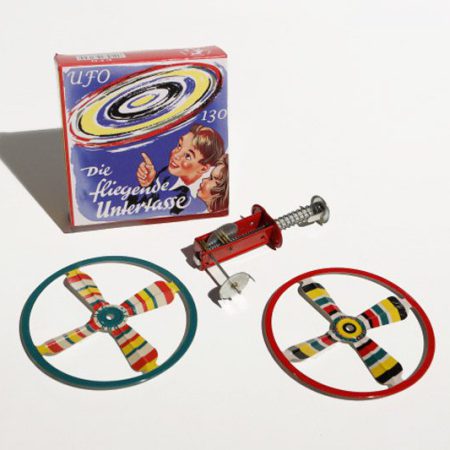 צעצוע פח - דיסק מעופף