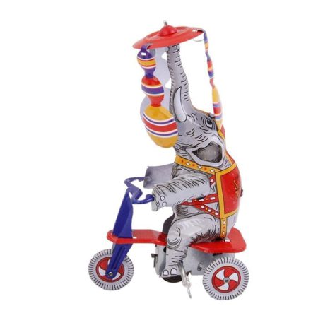 פיל פח על תלת אופן