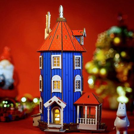 בית מומינים מואר להרכבה עצמית