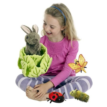 בובת כפפה ארנב בתוך חסה