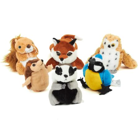 סט בובות אצבע בתוך עץ