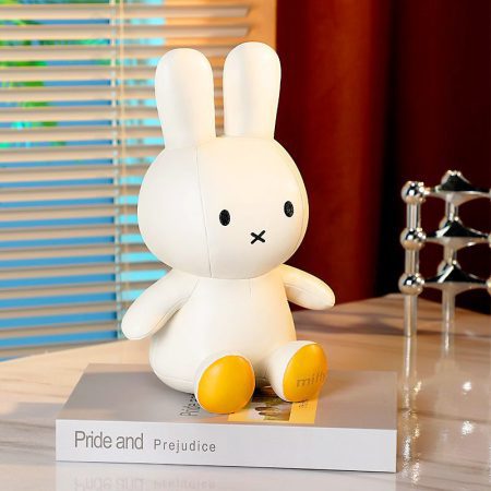 בובה מעוצבת - מיפי לבנה