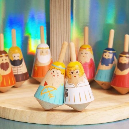 סביבון - עץ אלים קופידון